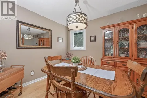 1528 Brookmill Lane Ottawa ON K1B 5G4