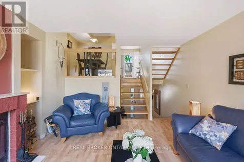 255 Bruyere Street Ottawa ON K1N 5E5