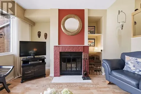 255 Bruyere Street Ottawa ON K1N 5E5