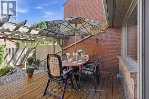 255 Bruyere Street Ottawa ON K1N 5E5