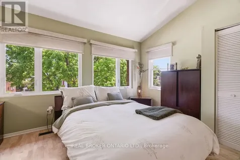 255 Bruyere Street Ottawa ON K1N 5E5
