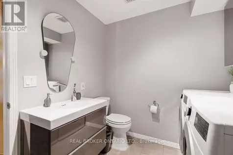 255 Bruyere Street Ottawa ON K1N 5E5