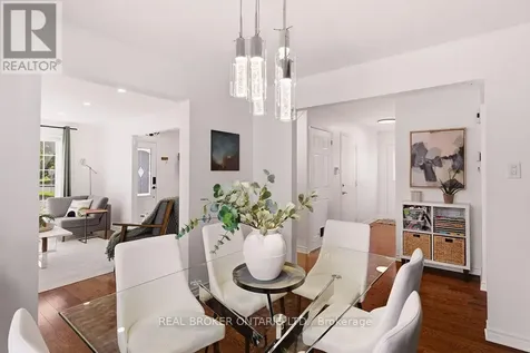 17 Notman Way Ottawa ON K1G 4P6