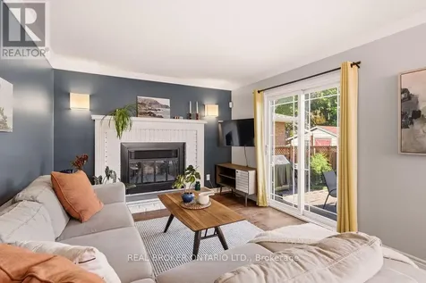 17 Notman Way Ottawa ON K1G 4P6