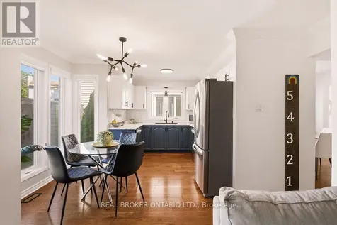 17 Notman Way Ottawa ON K1G 4P6