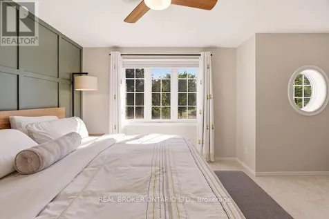 17 Notman Way Ottawa ON K1G 4P6