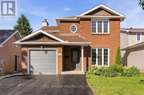 17 Notman Way Ottawa ON K1G 4P6
