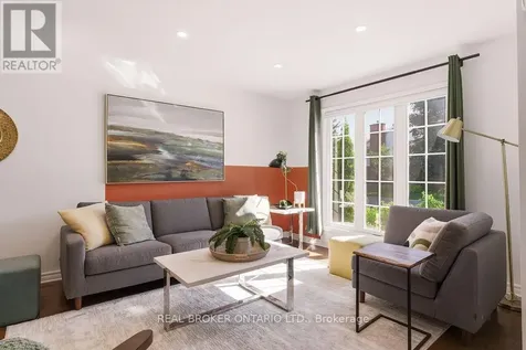 17 Notman Way Ottawa ON K1G 4P6