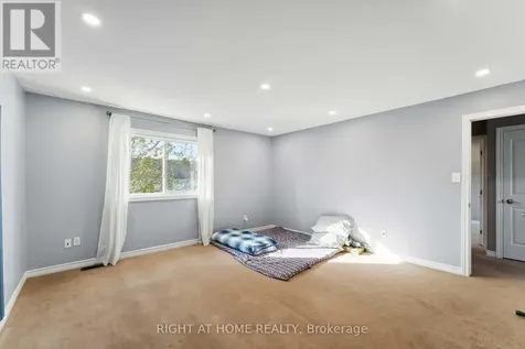 115 Woliston Crescent Ottawa ON K2W 1G5