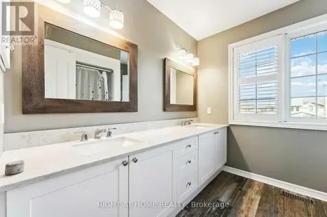 115 Woliston Crescent Ottawa ON K2W 1G5
