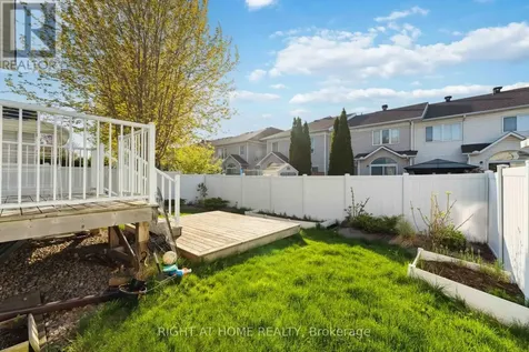 115 Woliston Crescent Ottawa ON K2W 1G5