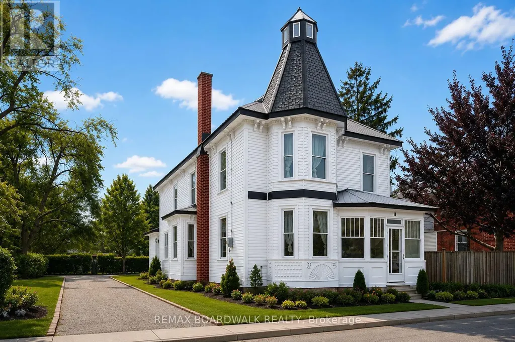 11 Alfred Street Smiths Falls ON K7A 4H6