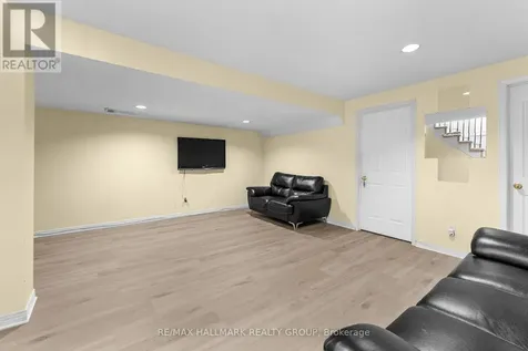 1157 Marchant Drive Ottawa ON K4A 4A7