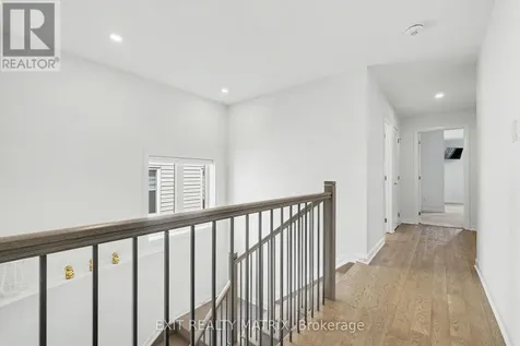 19 Fossa Terrace Ottawa ON K2J 6W4