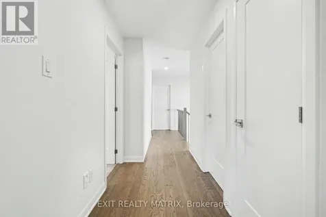 19 Fossa Terrace Ottawa ON K2J 6W4