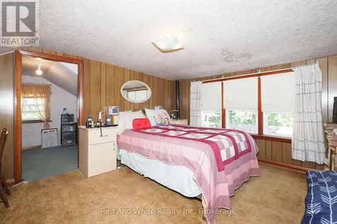15 Horning Drive Kitchener ON N2K 1H5