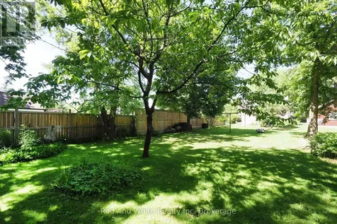 15 Horning Drive Kitchener ON N2K 1H5