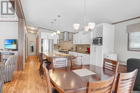 13 Southline Avenue Huron-kinloss ON N2Z 2X5