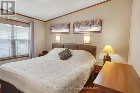 13 Southline Avenue Huron-kinloss ON N2Z 2X5
