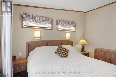 13 Southline Avenue Huron-kinloss ON N2Z 2X5