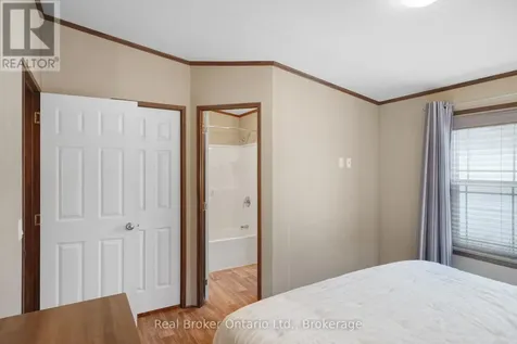 13 Southline Avenue Huron-kinloss ON N2Z 2X5