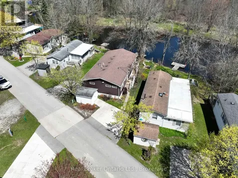 13 Southline Avenue Huron-kinloss ON N2Z 2X5