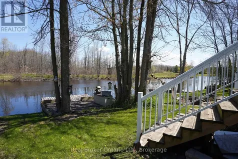 13 Southline Avenue Huron-kinloss ON N2Z 2X5