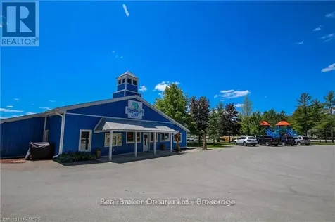 13 Southline Avenue Huron-kinloss ON N2Z 2X5