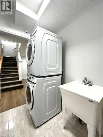 50 Jacob Detweiller Drive Kitchener ON N2P 0L1