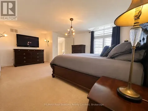 59 Highlands Crescent Collingwood ON L9Y 5H3