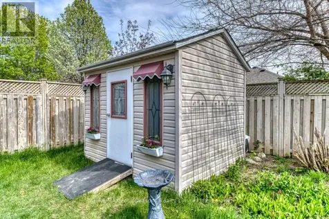 59 Highlands Crescent Collingwood ON L9Y 5H3