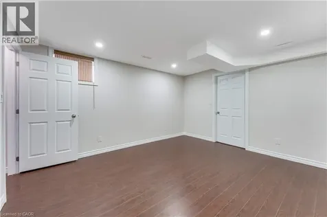 1263 Countrystone Drive Kitchener ON N2N 3S4
