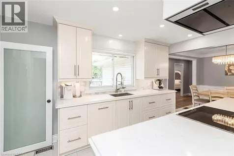 149 Seneca Court Ancaster ON L9G 3C1