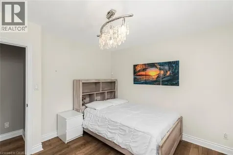 149 Seneca Court Ancaster ON L9G 3C1