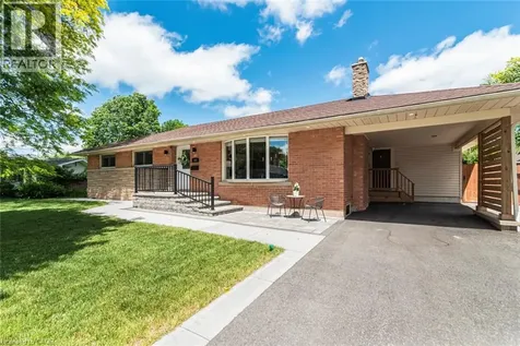 149 Seneca Court Ancaster ON L9G 3C1