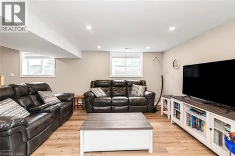 149 Seneca Court Ancaster ON L9G 3C1