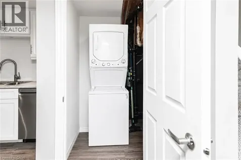 149 Seneca Court Ancaster ON L9G 3C1