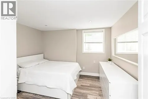149 Seneca Court Ancaster ON L9G 3C1