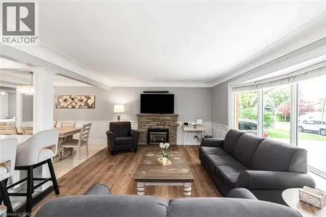149 Seneca Court Ancaster ON L9G 3C1