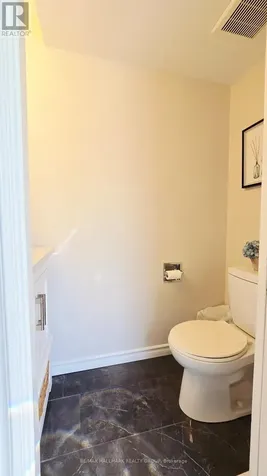 35 Seabrooke Drive Ottawa ON K2L 2H8