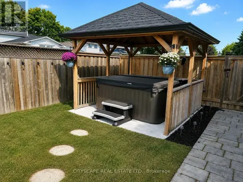 891 Curtis Crescent Cobourg ON K9A 2W2