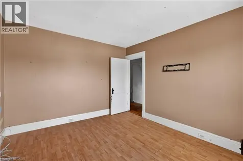 26 Arthur Avenue St. Thomas ON N5P 3L2