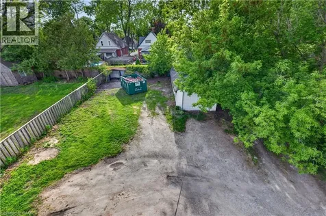 26 Arthur Avenue St. Thomas ON N5P 3L2