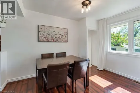 32 Durham Road Stoney Creek ON L8E 1X1