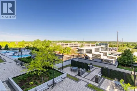 2093 Fairview Street Burlington ON L7R 0E6