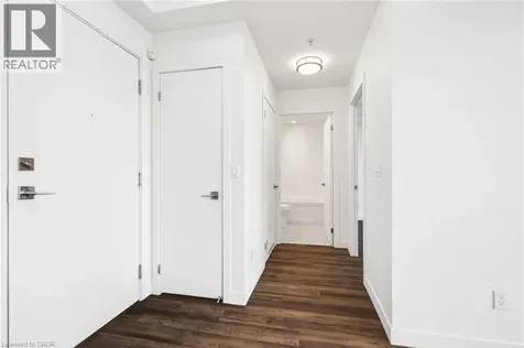 2093 Fairview Street Burlington ON L7R 0E6
