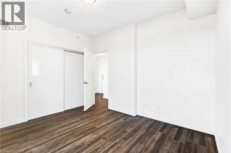 2093 Fairview Street Burlington ON L7R 0E6