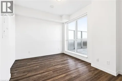 2093 Fairview Street Burlington ON L7R 0E6