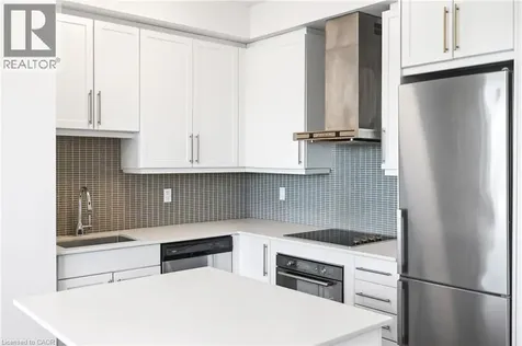 2093 Fairview Street Burlington ON L7R 0E6