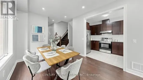 37 Capreol Avenue Aurora ON L4G 0Z8